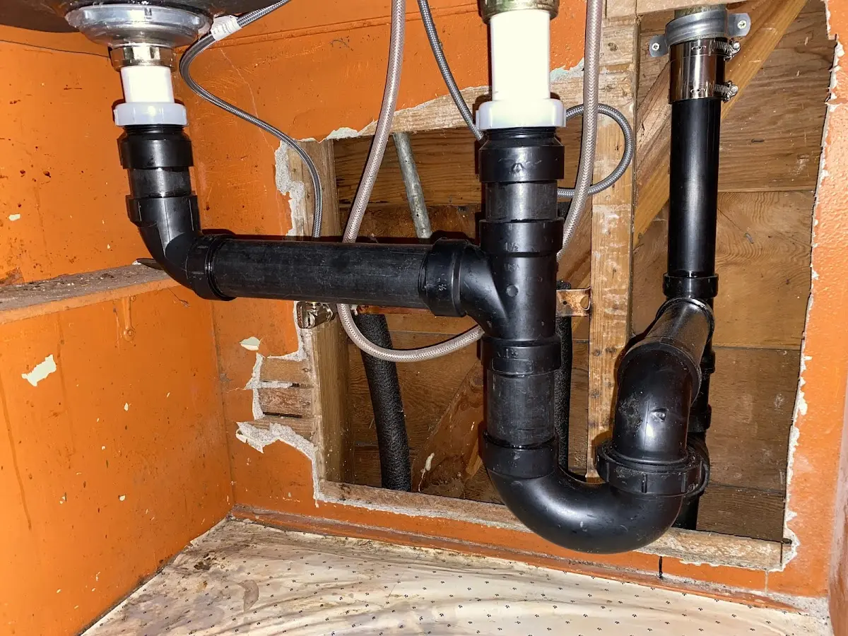 Professional Pipe Bursting equipment and tools on the job in Centerton